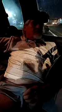 Snapshot of TTolbert chatting on January 30, 2025, 1:21 pm TTolbert online show from January 30, 2025, 1:21 pm