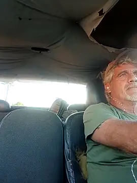 Snapshot of TTolbert chatting on November 7, 2025, 2:28 pm TTolbert online show from November 7, 2025, 2:28 pm