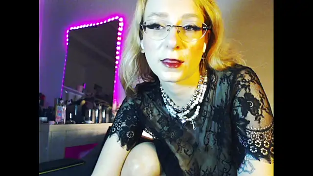 Snapshot of welliza chatting on January 10, 2025, 10:57 pm welliza online show from January 10, 2025, 10:57 pm