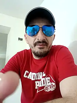 Adriandan1982 online show from April 18, 2026, 10:30 am