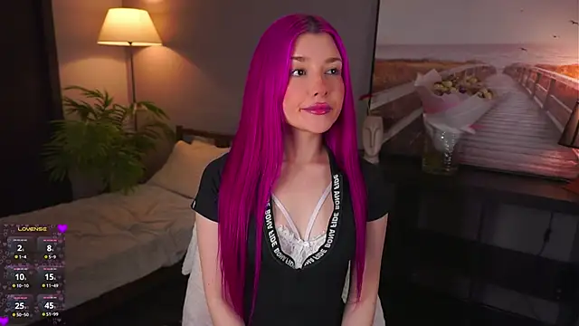 Snapshot of ShirleyCarolyn chatting on December 16, 2024, 7:43 pm ShirleyCarolyn online show from December 16, 2024, 7:43 pm