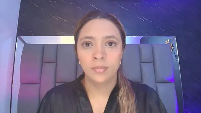  MiaBrown  online show from October 14, 2025, 12:06 pm