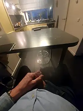 jk1981jk online show from February 17, 2026, 5:19 pm