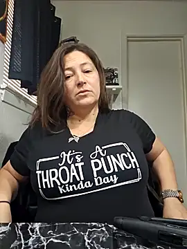 Snapshot of angelbaby1998 chatting on December 2, 2024, 4:20 pm angelbaby1998 online show from December 2, 2024, 4:20 pm