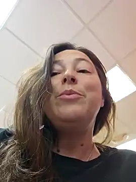 Snapshot of angelbaby1998 chatting on December 29, 2024, 8:48 pm angelbaby1998 online show from December 29, 2024, 8:48 pm