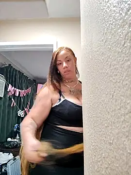 Snapshot of assonphatphat chatting on November 13, 2025, 4:11 am assonphatphat online show from November 13, 2025, 4:11 am