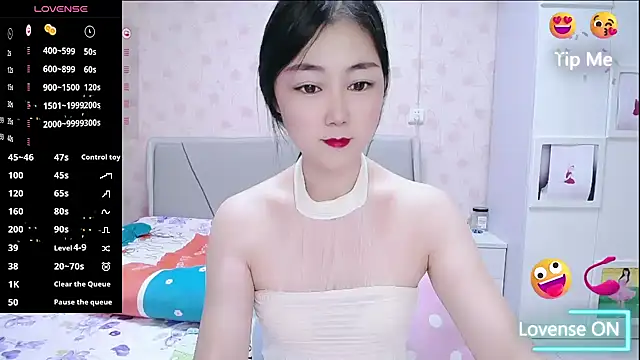 Elvira baby online show from December 2, 2025, 3:34 am