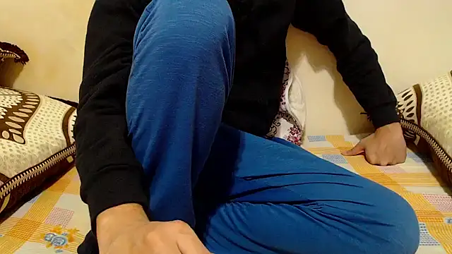 Alexdelarge323 online show from December 2, 2025, 11:59 am