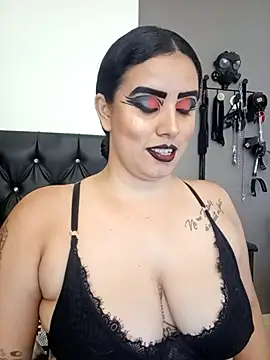 MariaGaitan online show from October 12, 2025, 7:02 pm