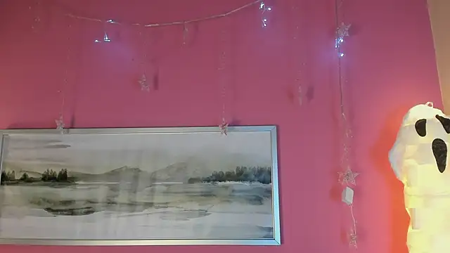 Tiffanysurez  online show from October 1, 2025, 8:15 pm