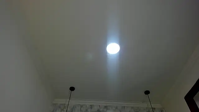 nalalye cruzz  online show from March 28, 2026, 2:44 am