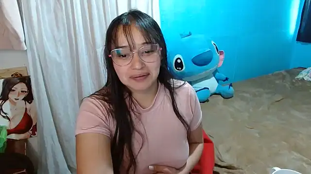 clarisse69 online show from December 13, 2024, 9:20 pm