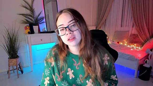 VixenMia online show from February 10, 2025, 3:35 am