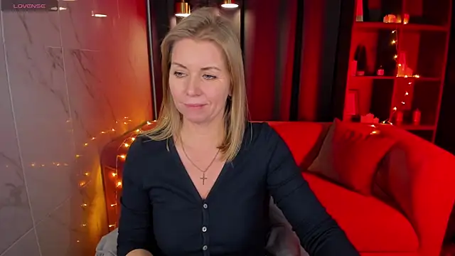 Annie Light online show from January 17, 2025, 11:59 am