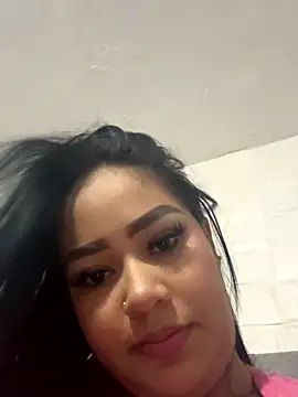 Luisa Fernandaa online show from October 7, 2025, 12:30 am