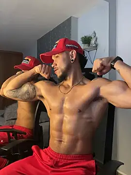 ARON TAYLER01 online show from January 22, 2025, 12:49 pm