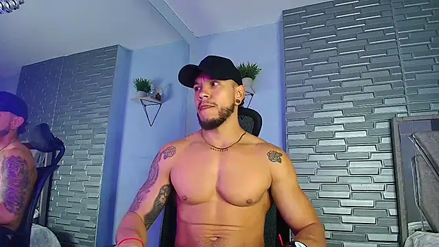 Snapshot of ARON_TAYLER01 chatting on February 14, 2026, 10:34 am ARON TAYLER01 online show from February 14, 2026, 10:34 am