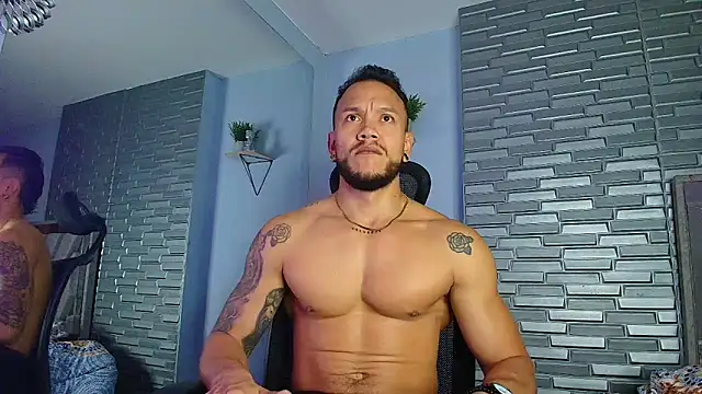 Snapshot of ARON_TAYLER01 chatting on February 25, 2026, 10:25 am ARON TAYLER01 online show from February 25, 2026, 10:25 am