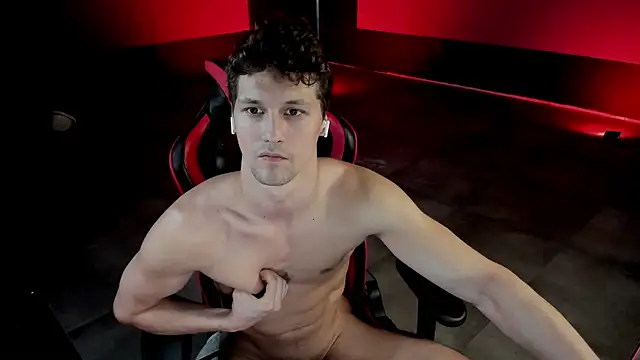 dirty-boss online show from March 14, 2025, 9:43 pm