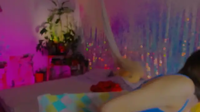 poli   online show from December 24, 2024, 9:22 pm