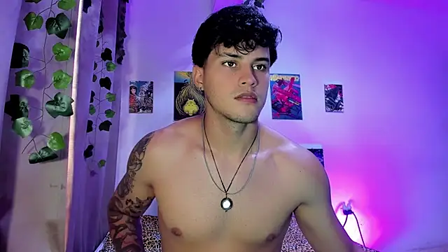 Nekoboy01 online show from December 13, 2024, 8:47 pm