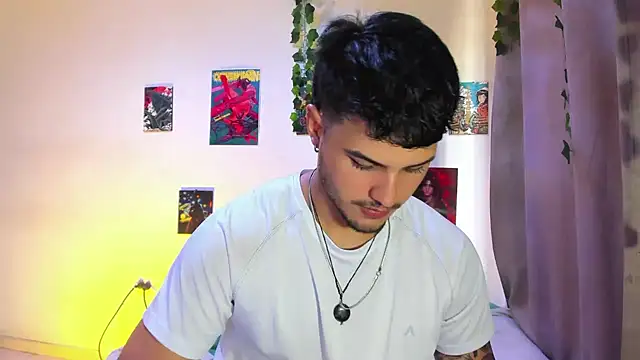 Nekoboy01 online show from January 15, 2025, 8:05 pm