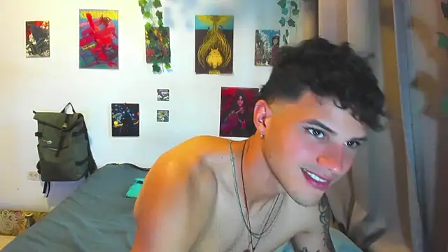 Nekoboy01 online show from September 30, 2025, 9:42 pm