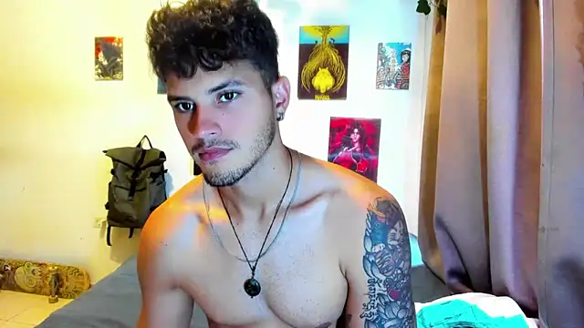 Nekoboy01 online show from October 28, 2025, 8:33 pm