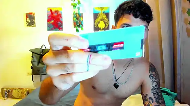 Nekoboy01 online show from October 29, 2025, 7:37 pm