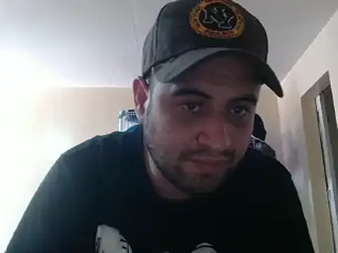 Snapshot of alphaswitchard chatting on December 20, 2024, 5:51 pm alphaswitchard online show from December 20, 2024, 5:51 pm