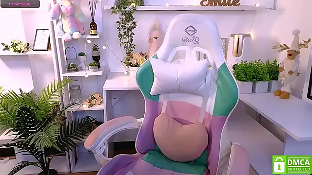 Grace and  Jacob online show from February 17, 2025, 9:19 pm