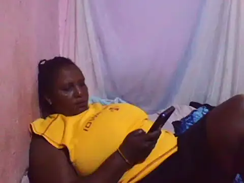 Snapshot of big_clits chatting on March 13, 2025, 11:19 am big clits online show from March 13, 2025, 11:19 am