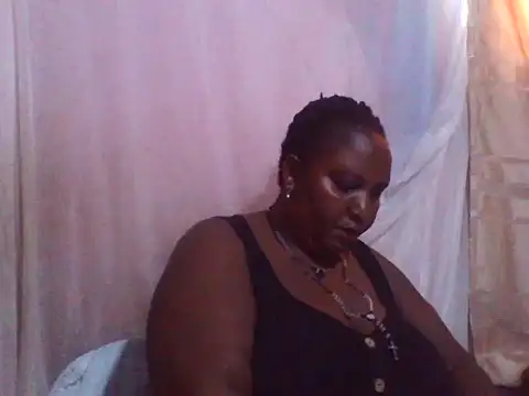 Snapshot of big_clits chatting on October 13, 2025, 1:44 pm big clits online show from October 13, 2025, 1:44 pm