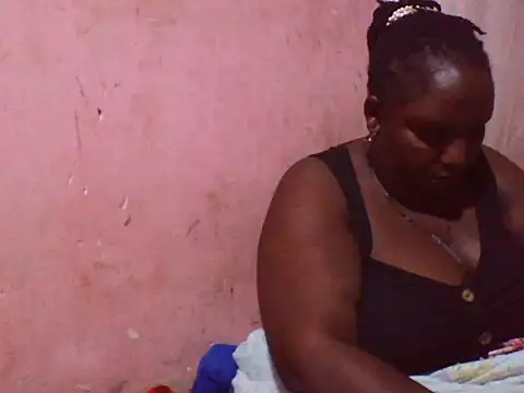 Snapshot of big_clits chatting on November 4, 2025, 3:05 am big clits online show from November 4, 2025, 3:05 am