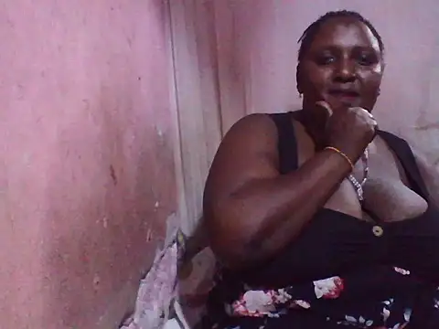 Snapshot of big_clits chatting on November 11, 2025, 1:44 pm big clits online show from November 11, 2025, 1:44 pm