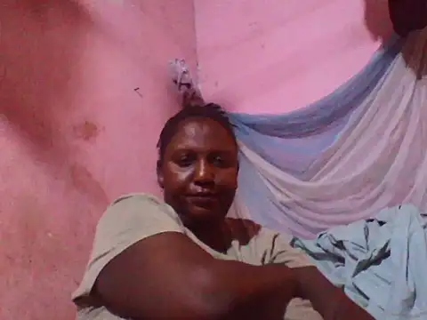 Snapshot of big_clits chatting on March 1, 2026, 9:11 am big clits online show from March 1, 2026, 9:11 am