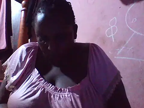 Snapshot of big_clits chatting on May 26, 2026, 4:36 pm big clits online show from May 26, 2026, 4:36 pm