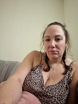 Wisie Cutie online show from December 31, 2024, 1:08 pm