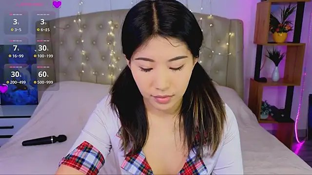 Snapshot of Wendy__Hills chatting on March 7, 2025, 12:34 pm Wendy Hills online show from March 7, 2025, 12:34 pm