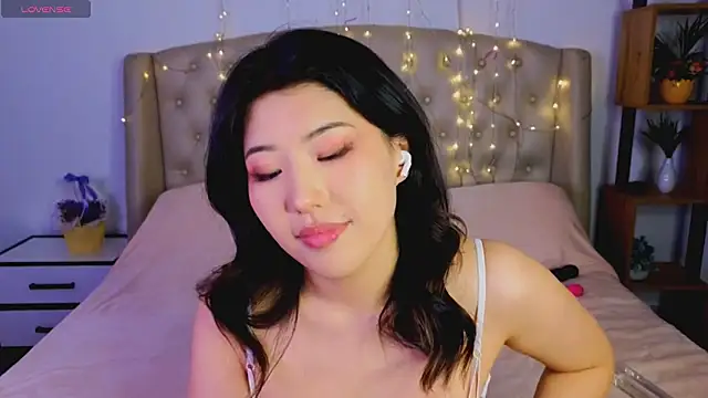 Snapshot of Wendy__Hills chatting on March 16, 2025, 5:17 pm Wendy Hills online show from March 16, 2025, 5:17 pm