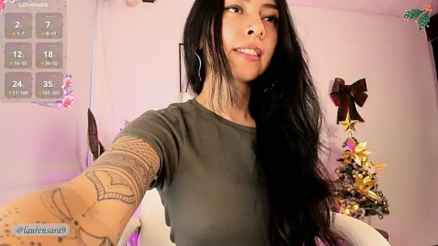 sara-lauren online show from December 17, 2024, 9:05 pm