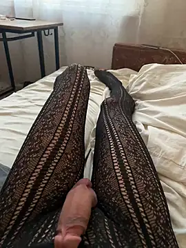 tannedpussy15 online show from December 13, 2024, 1:22 pm