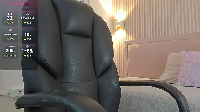 Sooffii 1 online show from March 21, 2025, 7:13 pm