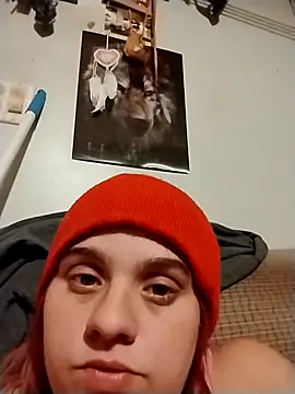 Lucifinakitten online show from October 21, 2025, 8:48 am