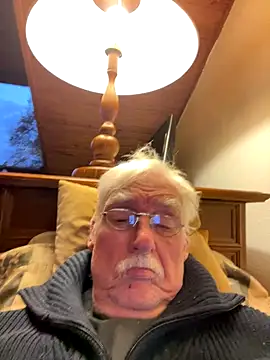 Steffibi1954 online show from November 16, 2025, 3:39 pm