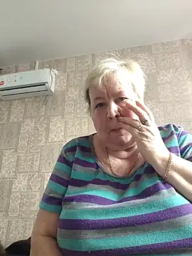 EffectFiona online show from March 6, 2025, 11:47 am