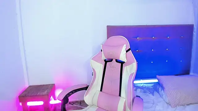 OSORIOMAFE online show from February 10, 2025, 12:29 pm