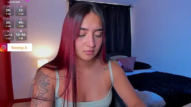 Snapshot of _Tammyy chatting on December 10, 2024, 8:27 pm  Tammyy online show from December 10, 2024, 8:27 pm