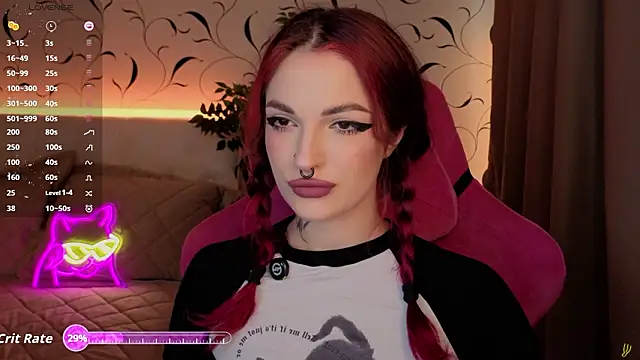 BratzieDarsie online show from February 5, 2026, 11:04 am