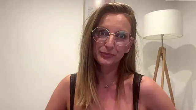 HornyJudith online show from June 10, 2026, 6:07 pm